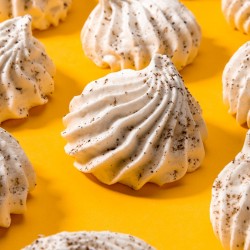 Meringues vanille et amande