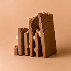 Tablette au chocolat au lait et noisettes
