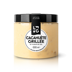 Glace artisanale à la cacahuète grillée et fleur de sel.